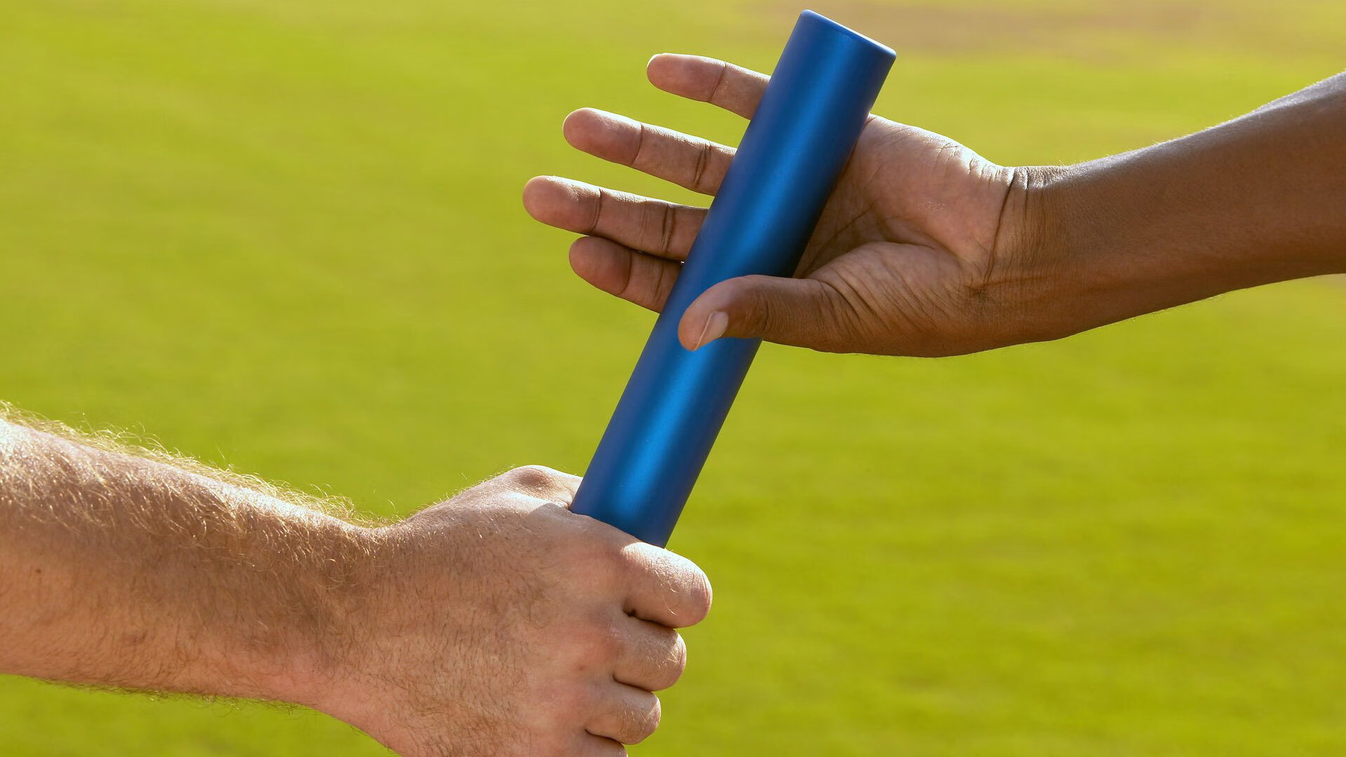 经典钩挂:那些年让人大呼过瘾的超车瞬间