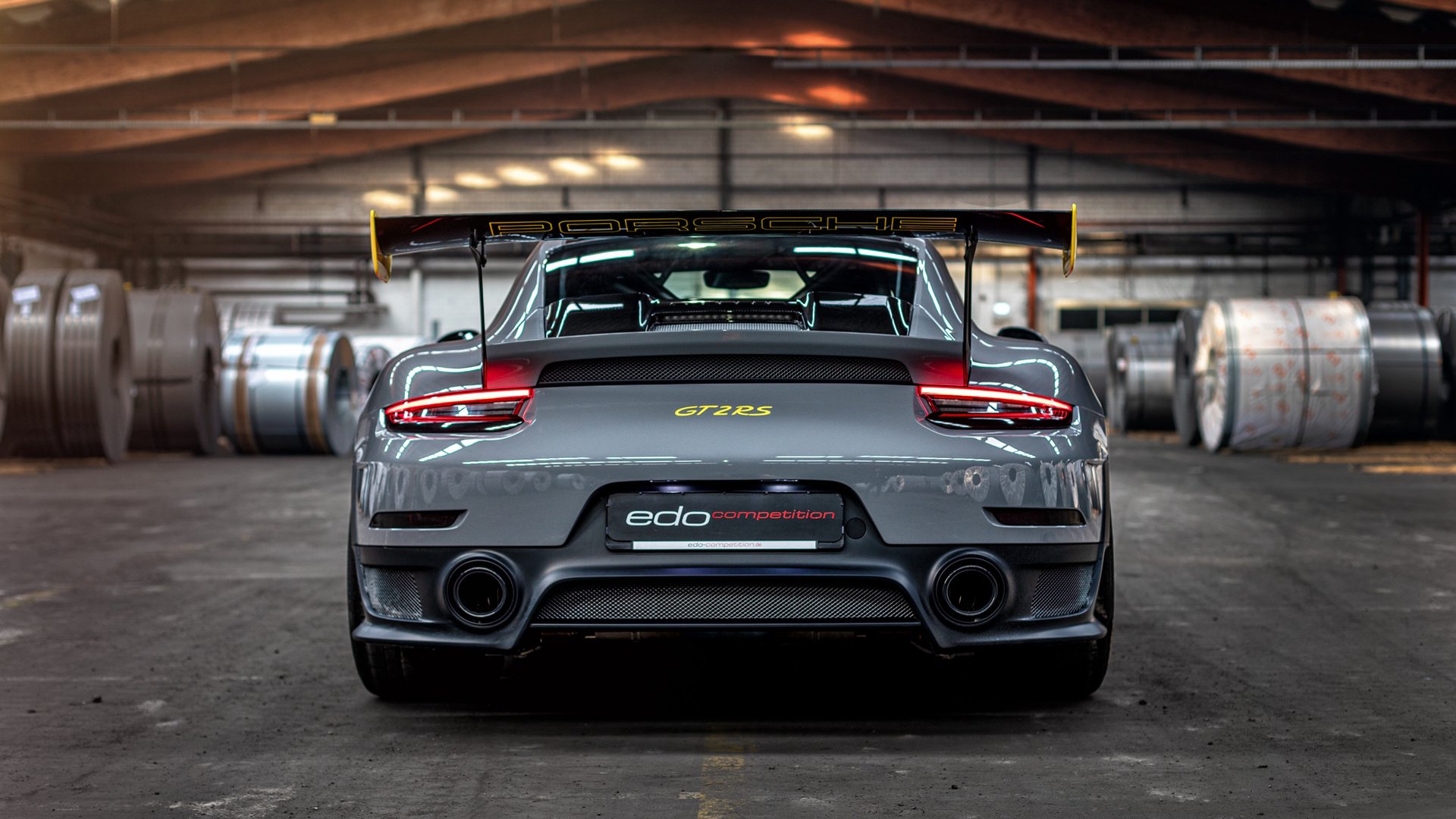 伯恩茅斯逆转战胜对手,斩获三分,伯恩茅斯图片